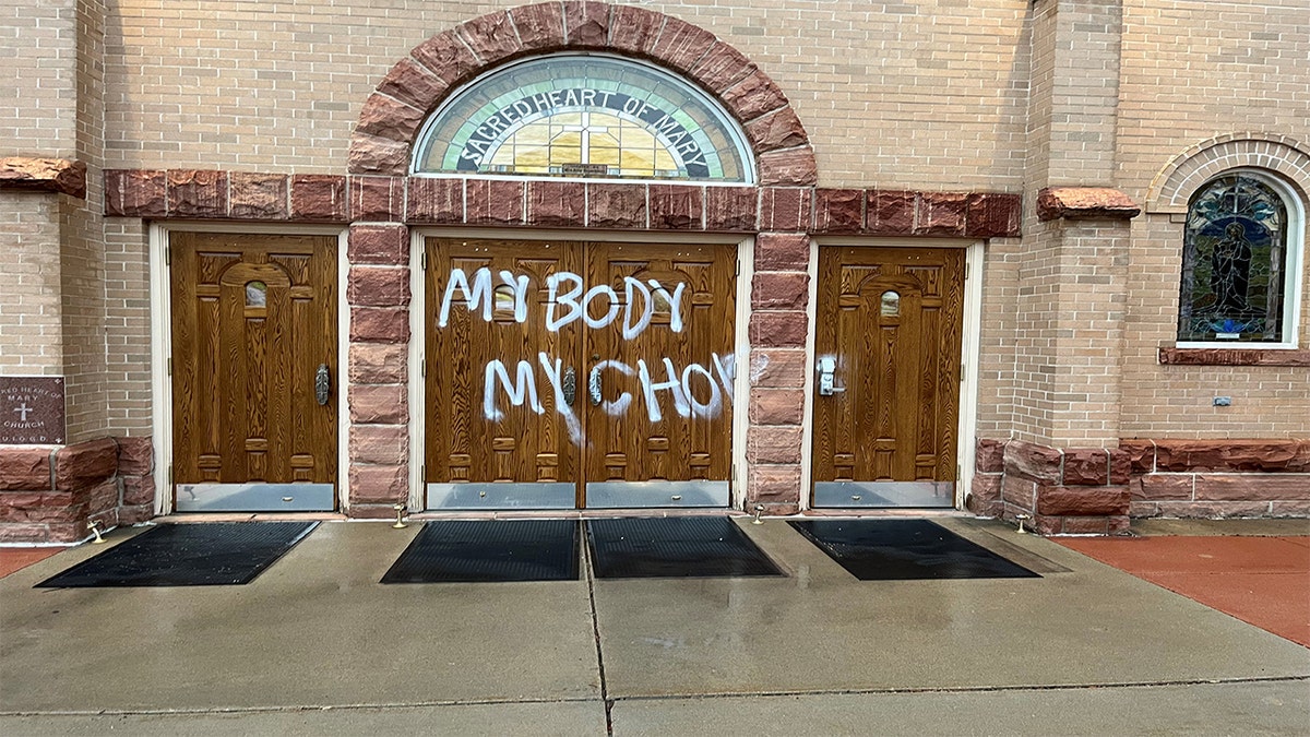 Boulder church vandalism reading "my body my choice"