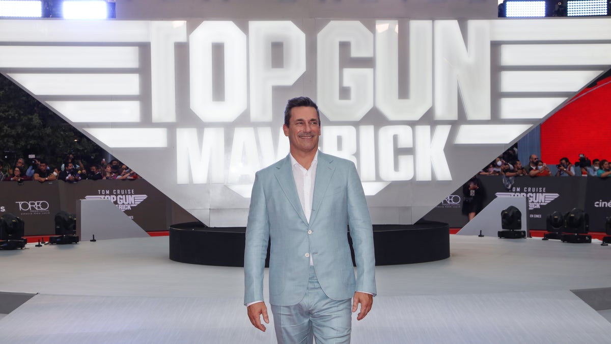 Jon Hamm Mexico premiere of "Top Gun: Maverick"