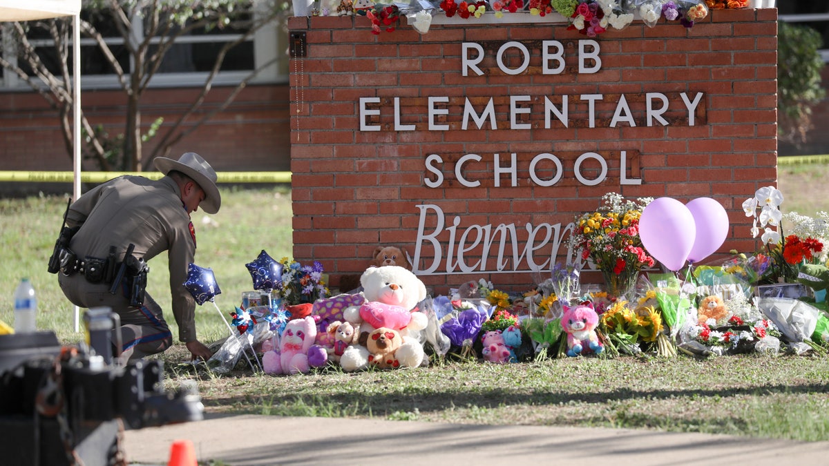 Uvalde Robb Elementary school shooting