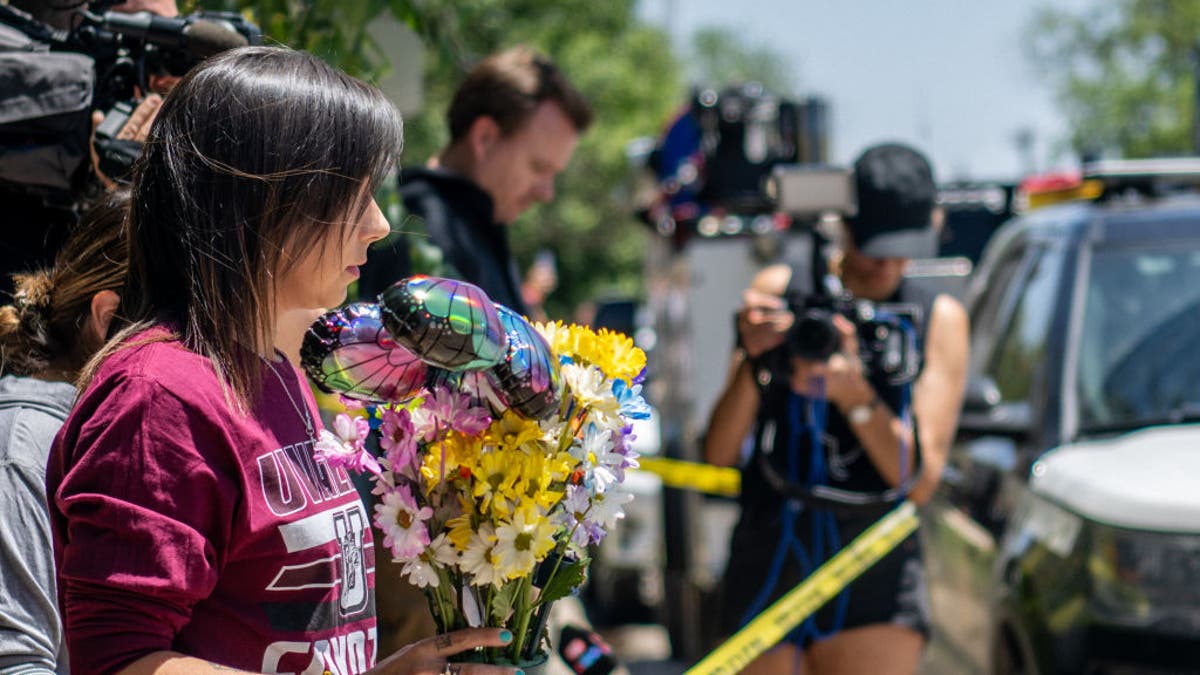 Flowers brought to memorial in Uvalde, Texas