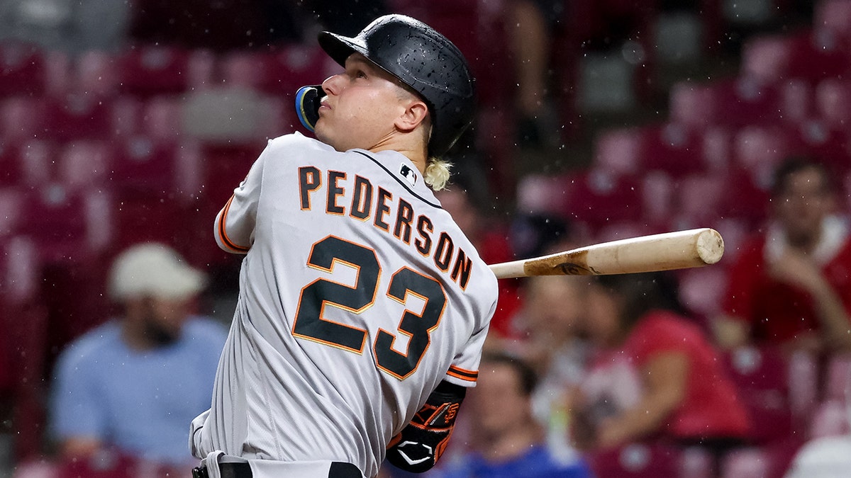 Giants Reds Joc Pederson