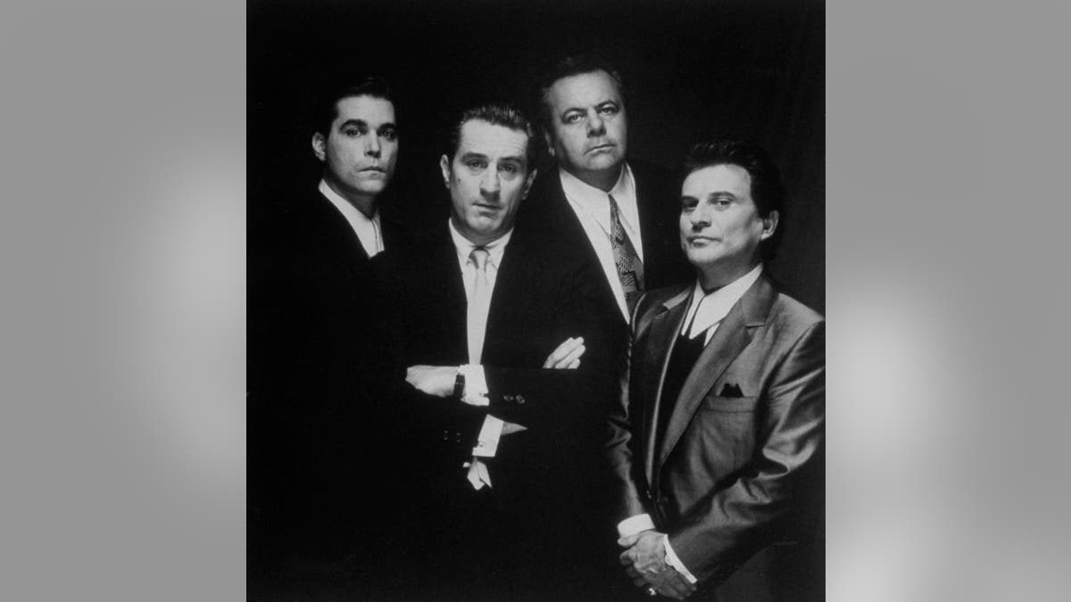 Ray Liotta, Robert De Niro, Paul Sorvino and Joe Pesci in GoodFellas