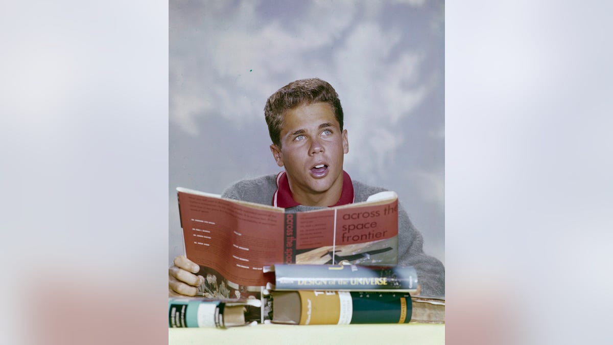 tony Dow Leave it to Beaver