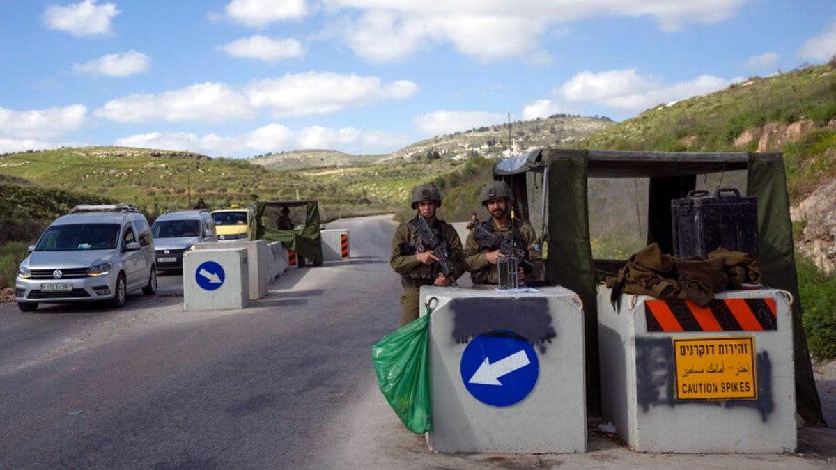 An Israeli army checkpoint