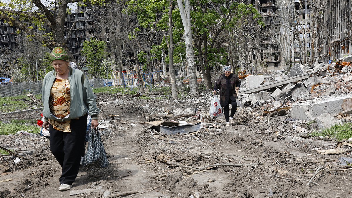 Destroyed apartment building in Mariupol