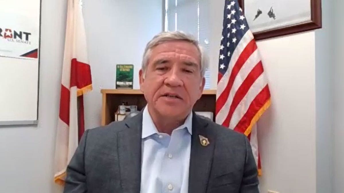 Alabama Senate candidate and former "Black Hawk Down" pilot Mike Durant