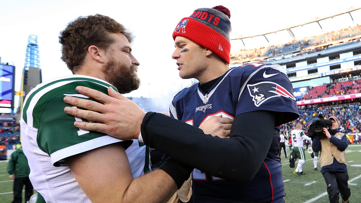 Ryan Fitzpatrick and Tom Brady in December 2016