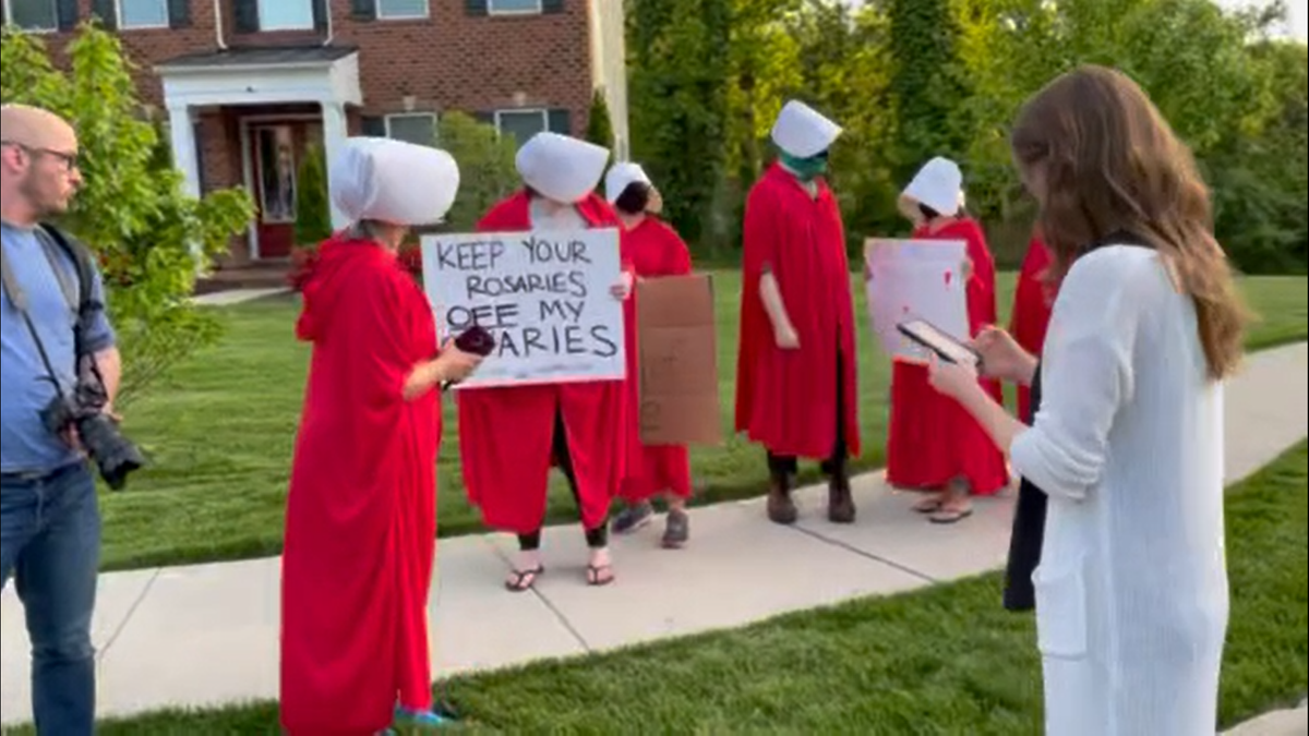 Pro-abortion protesters outside home of Justice Amy Coney Barrett