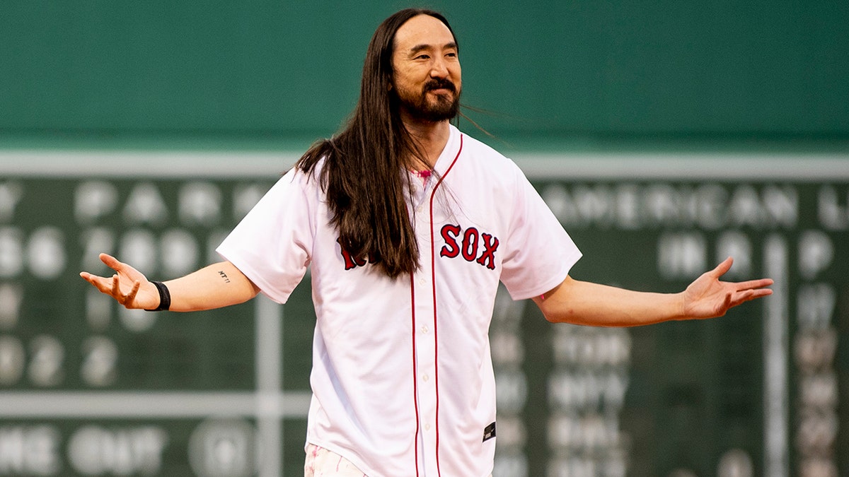 DJ Steve Aoki Red Sox first pitch