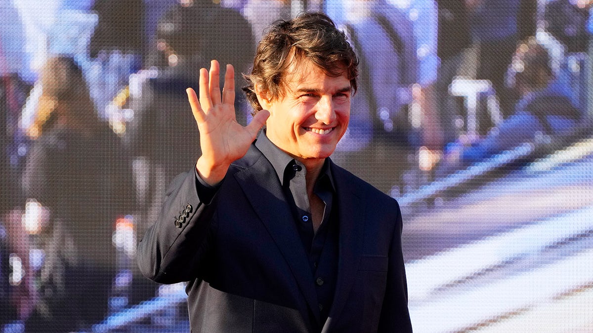 Tom Cruise at Japan premiere