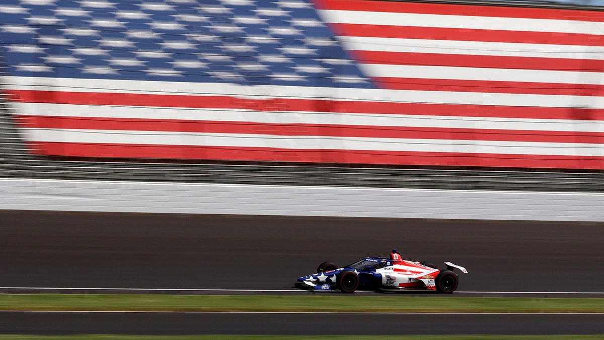 Indy 500 practice