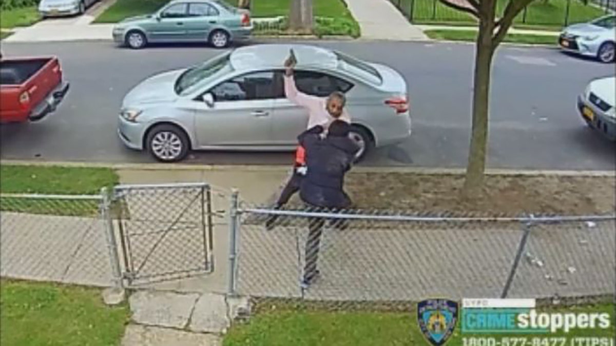 New York City mugging Queens