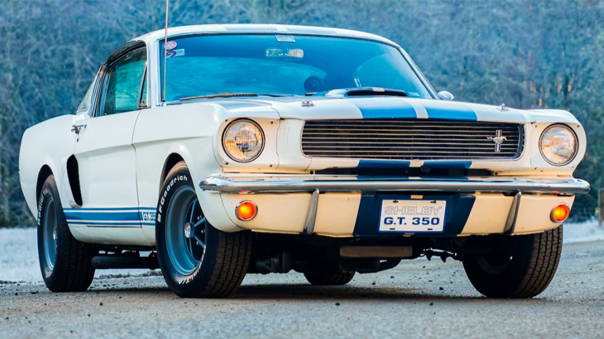 1966 Ford Mustang Shelby GT350