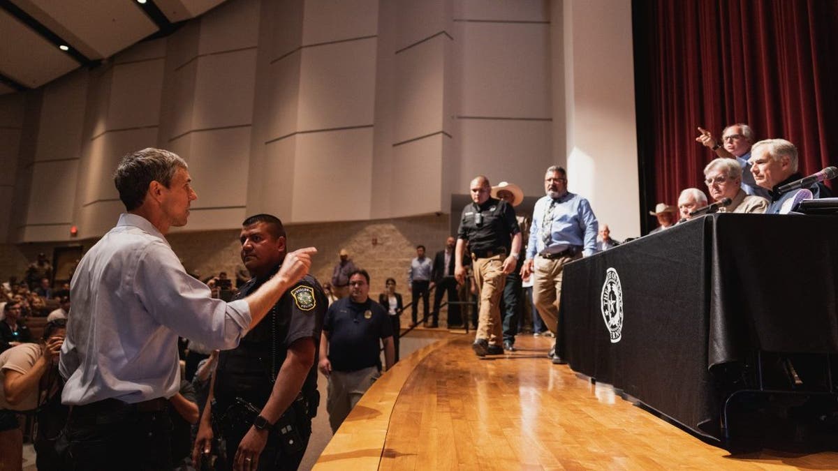 Beto O'Rourke Greg Abbott press conference