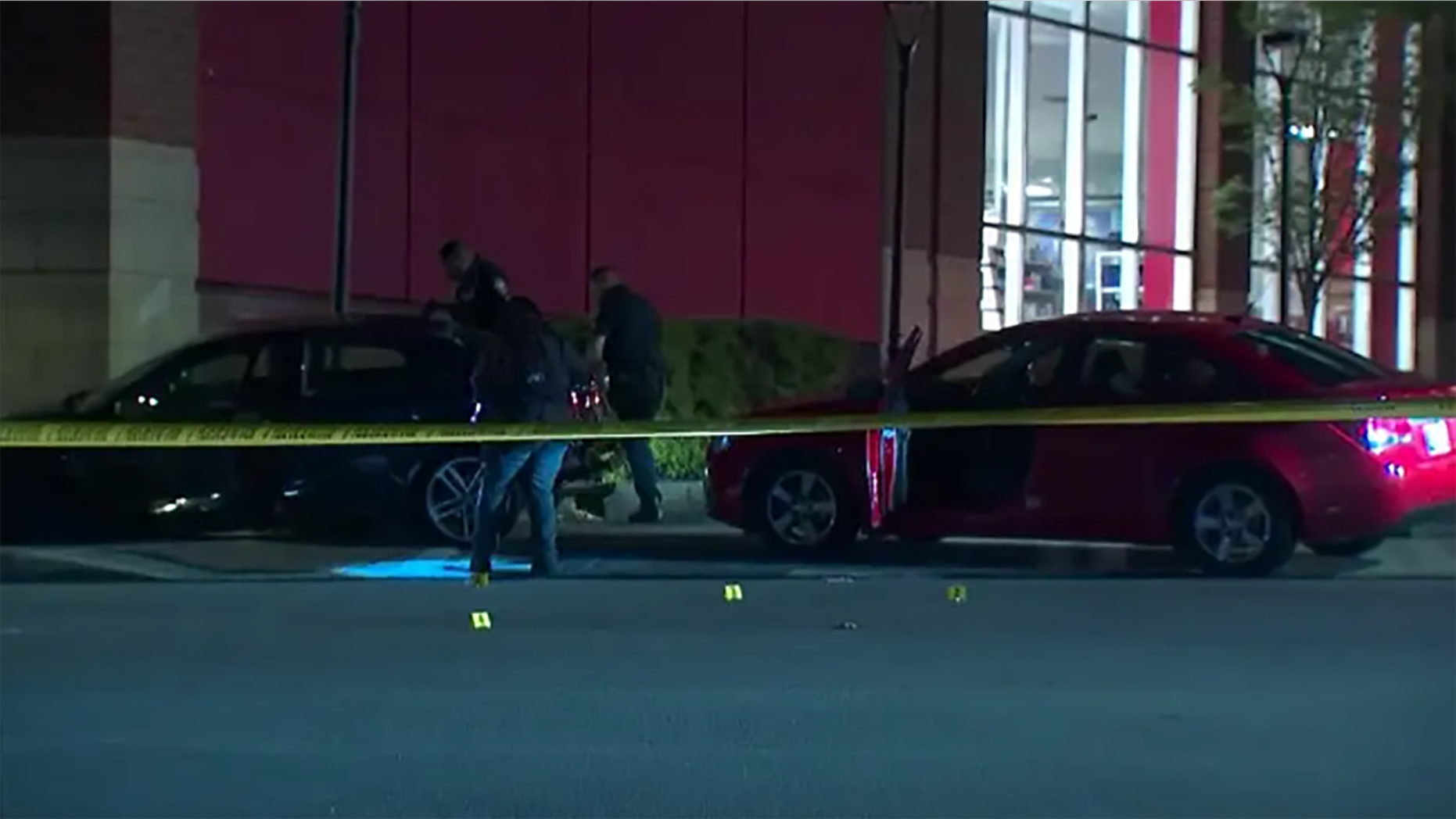 Atlanta ride share driver shoots alleged police impersonator making phony traffic in Target parking lot Atlanta ride share driver shoots alleged police impersonator making phony traffic in Target parking lot