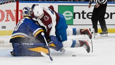 Blues' Jordan Binnington throws water bottle at Avalanche center Nazem Kadri during interview: report