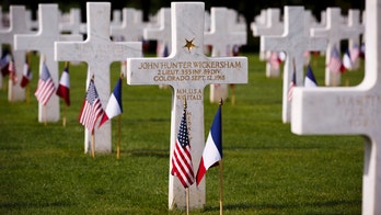 Meet the American who honors the memory of 200,000 fallen war heroes