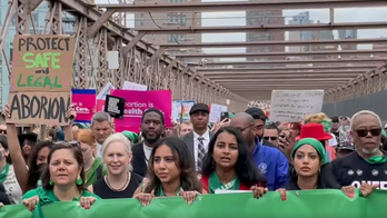 Sens. Schumer, Gillibrand join pro-choice NYC protests, call for Senate to codify Roe into law