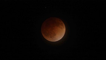 'Blood moon' total lunar eclipse: What to know