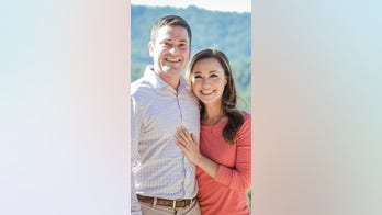 Refreshing citrus sangria cocktail from the Morgensterns for spring and summer: Try the recipe