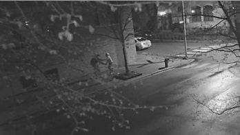 Chicago man robbed, shot three times in upscale Lincoln Park neighborhood