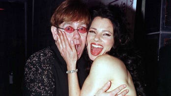 Fran Drescher recalls getting Elton John on 'The Nanny'