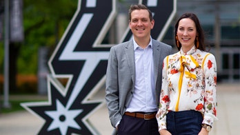 San Antonio Spurs owner Peter J. Holt responds to growing worries of Austin relocation