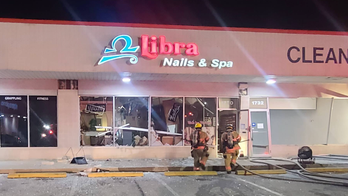 Baltimore mall blast injures 7, including 6 first responders