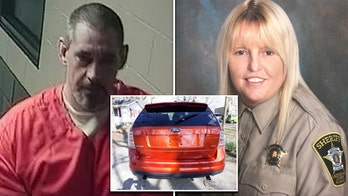 Alabama prison fugitives Casey White, Vicky White 'would be fools to leave the country:' longtime USMS boss