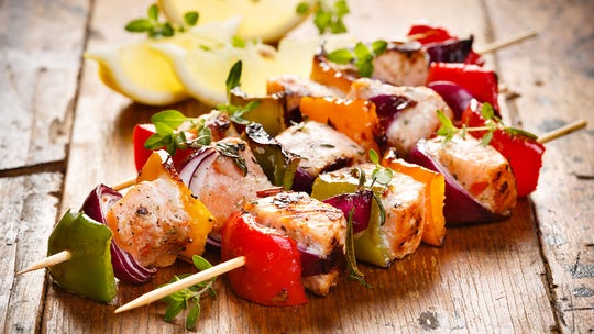Grilled salmon skewers for summer barbecues: Try the recipe