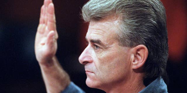 White separatist Randy Weaver is sworn in on Capitol Hill in Washington, Sept. 6, 1995 prior to testifying before the Senate Judiciary subcommittee.