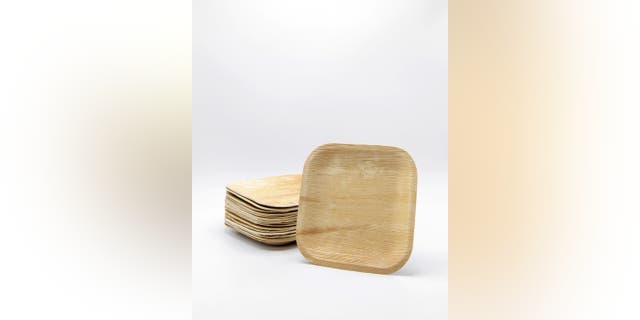 VerTerra Dinnerware Products is an eco-friendly brand that has caught the eyes of couples, according to the Associated Press. The company makes disposable dinnerware sourced from fallen palm leaves.