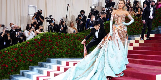 Blake Lively attends The 2022 Met Gala, "In America: An Anthology of Fashion," at The Metropolitan Museum of Art May 2, 2022 in New York City.