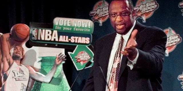 Hall of Fame player and coach Bob Lanier, spokesman for NBA's TeamUp, announces that balloting has begun for the NBA All-Star Game in 2000.