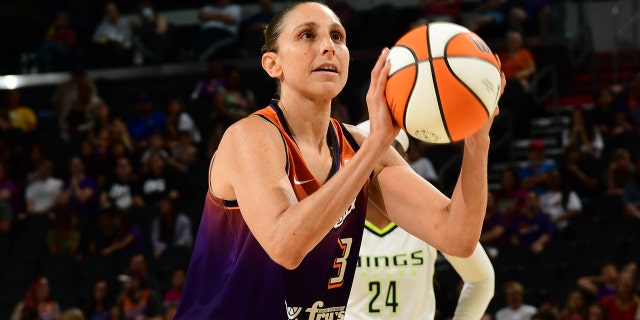The Mercury's Diana Taurasi prepares to shoot a free throw against the Dallas Wings on May 19, 2022, at Footprint Center in Phoenix, Arizona.