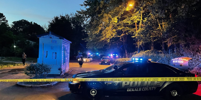3 dead, 3 injured in Mothers Day shooting at Georgia apartment complex - Fox News 2 3 people were killed, and 3 others injured in a shooting at a Georgia apartment complex on Mother's Day, May 8, 2022.