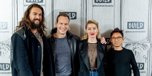 Jason Momoa, Patrick Wilson, Amber Heard e James Wan discutem "Aquaman" com a Build Series em Nova York em 2018.