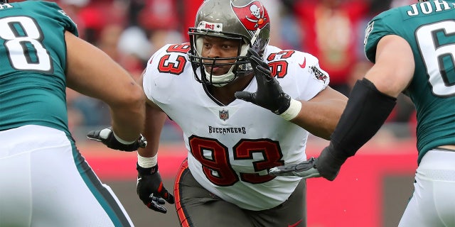 Tampa Bay Buccaneers Defensive End Ndamukong Suh (93) rushes the passer during the NFL Wild Card game between the Philadelphia Eagles and the Tampa Bay Buccaneers on January 16, 2022 at Raymond James Stadium in Tampa, Florida.