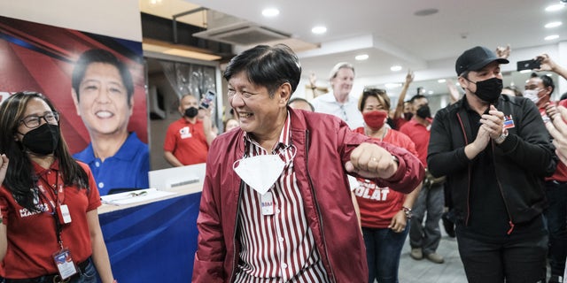 Ferdinand Marcos Jr. arrives at his campaign headquarters in Mandaluyong City, Manila, the Philippines, on Monday, May 9, 2022. (Veejay Villafranca/Bloomberg via Getty Images)