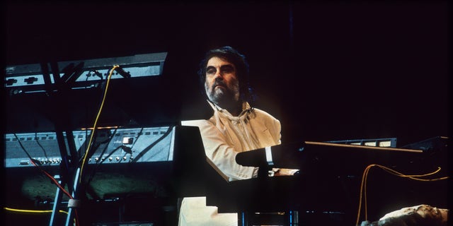 Vangelis performs on stage at Aan de Maas, Rotterdam, Nederland, Junie 18, 1991.