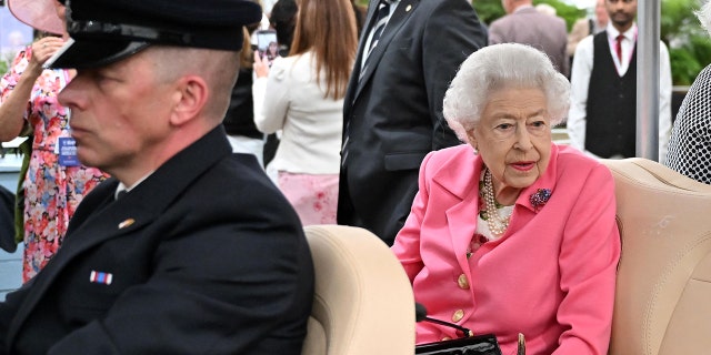 Britain's Queen Elizabeth II takes a tour of the 2022 RHS Chelsea Flower Show in London on May 23, 2022.