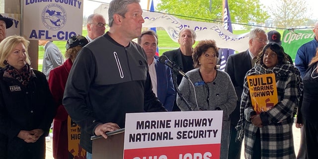 Rep.  Tim Ryan appears at a rally with union workers on the eve of the state primaries on May 2, 2022. (Tyler Olson/Fox News)