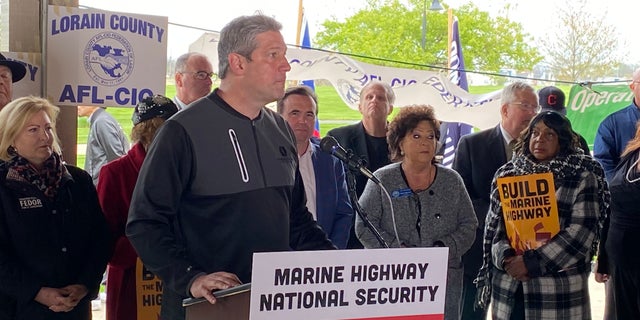 Rep. Tim Ryan appears at a rally with union workers on the eve of the state's primary elections on May 2, 2022. (Tyler Olson/Fox News)