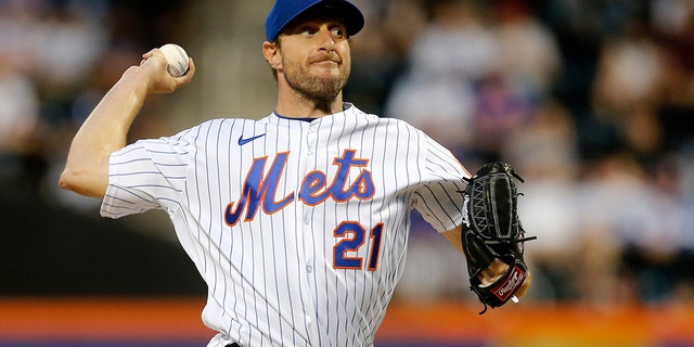 Max Scherzer, #21 of the New York Mets, pitches during the third inning against the St. Louis Cardinals at Citi Field on May 18, 2022 in New York City.