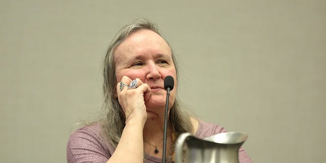 Mercedes Lackey speaking at the 2018 Phoenix Comic Fest in Phoenix, Arizona. Photo credit: Gage Skidmore, creative commons Attribution-Share Alike 3.0 license