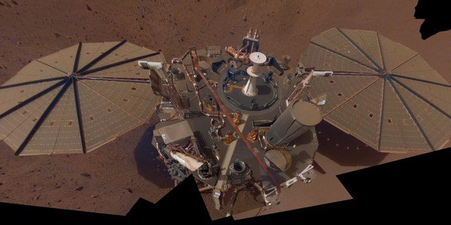 Selfie taken by the Insight lander's Instrument Deployment Camera on the lander’s robotic arm on April 11, 2019.