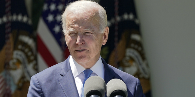 President Joe Biden speaks at an event on lowering the cost of high-speed internet in the Rose Garden of the White House on Monday, Maggio 9.