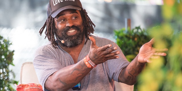 Ricky Williams speaks onstage during the Austin City Limits Music Festival at Zilker Park Oct. 8, 2021 in Austin, 텍사스.