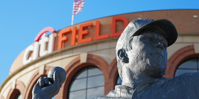 The statue of Tom Seaver in front of Citi Field before a game between the San Francisco Giants and the New York Mets on April 19, 2022 in New York, NY