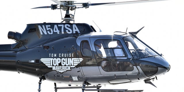 Tom Cruise arrive au "Top Gun : Maverick" première mondiale le 4 mai 2022 à San Diego, Californie. 